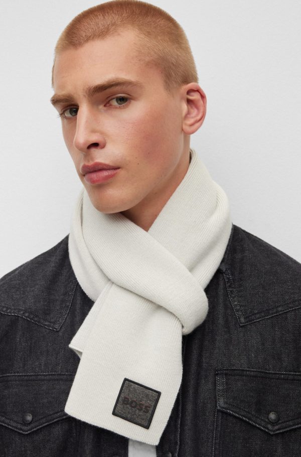 BOSS ORANGE SHAWL, FOXON