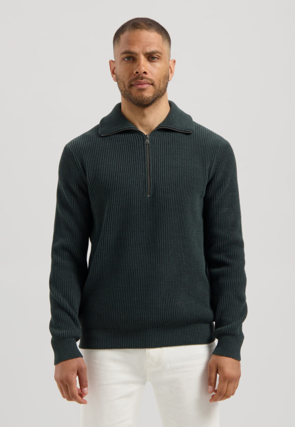 DSTREZZED KNITWEAR, JOSIAH SKIPPER