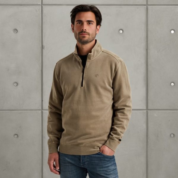 CAST IRON SWEATER, REGULAR FIT PEACHED OVERDYE